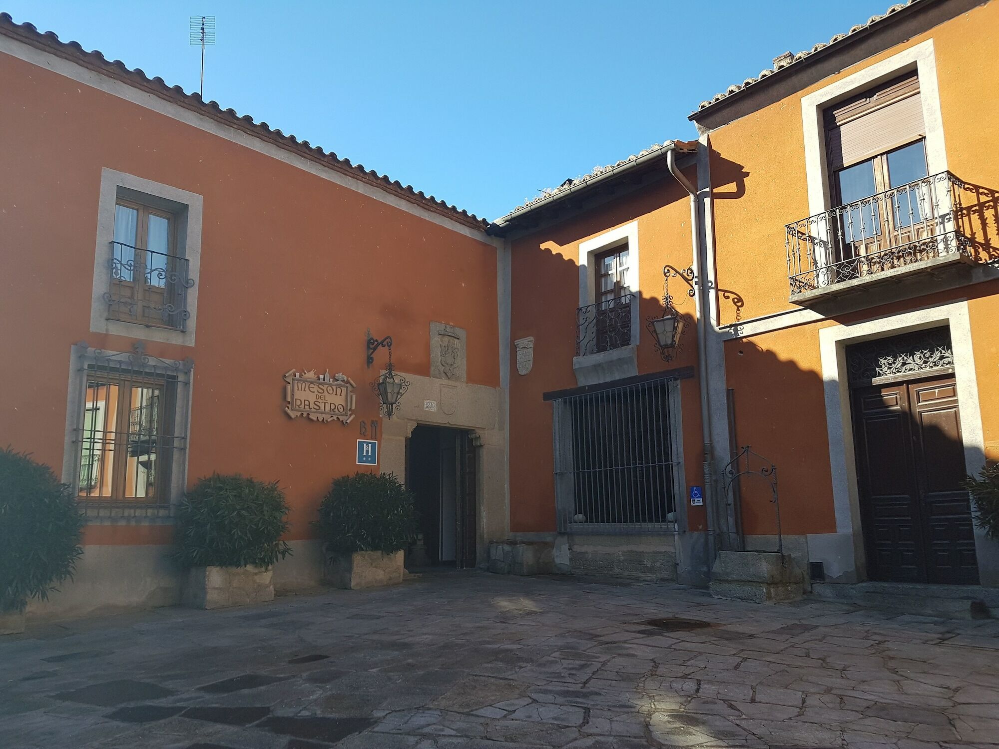 Hostal El Rastro Ávila Exteriér fotografie