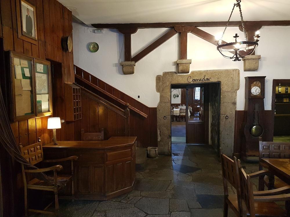 Hostal El Rastro Ávila Exteriér fotografie
